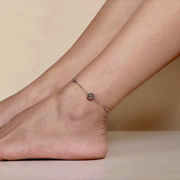 New! Sterling Silver Heart Anklet - Picture 4 of 8